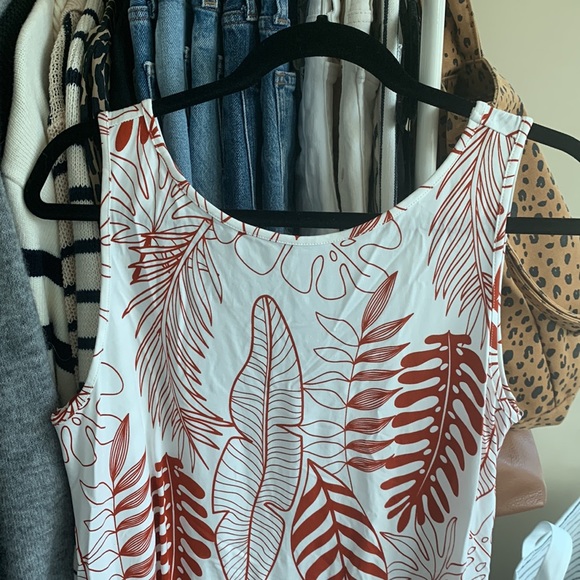 Fighting Eel Dress (Red & White) - Picture 2 of 4